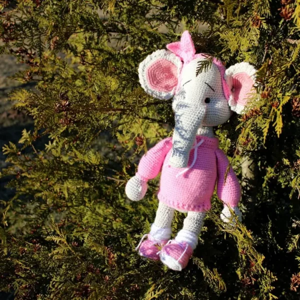 Heegeldatud mänguasi elevant Sonja, Handmade crocheted toy