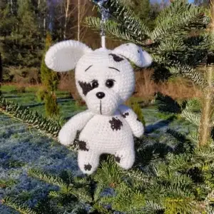 Heegeldatud mänguasi või kotikaunistus koer TÄPIK