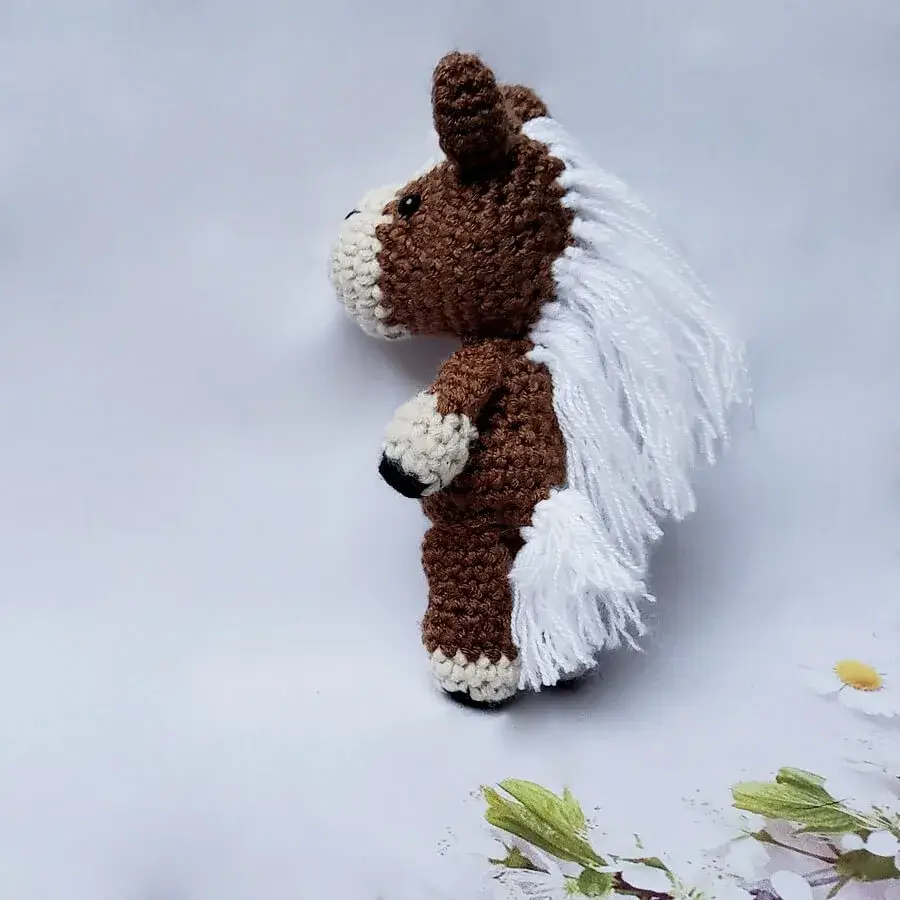 Heegeldatud mänguasi või kotikaunistus hobune ARAMIS