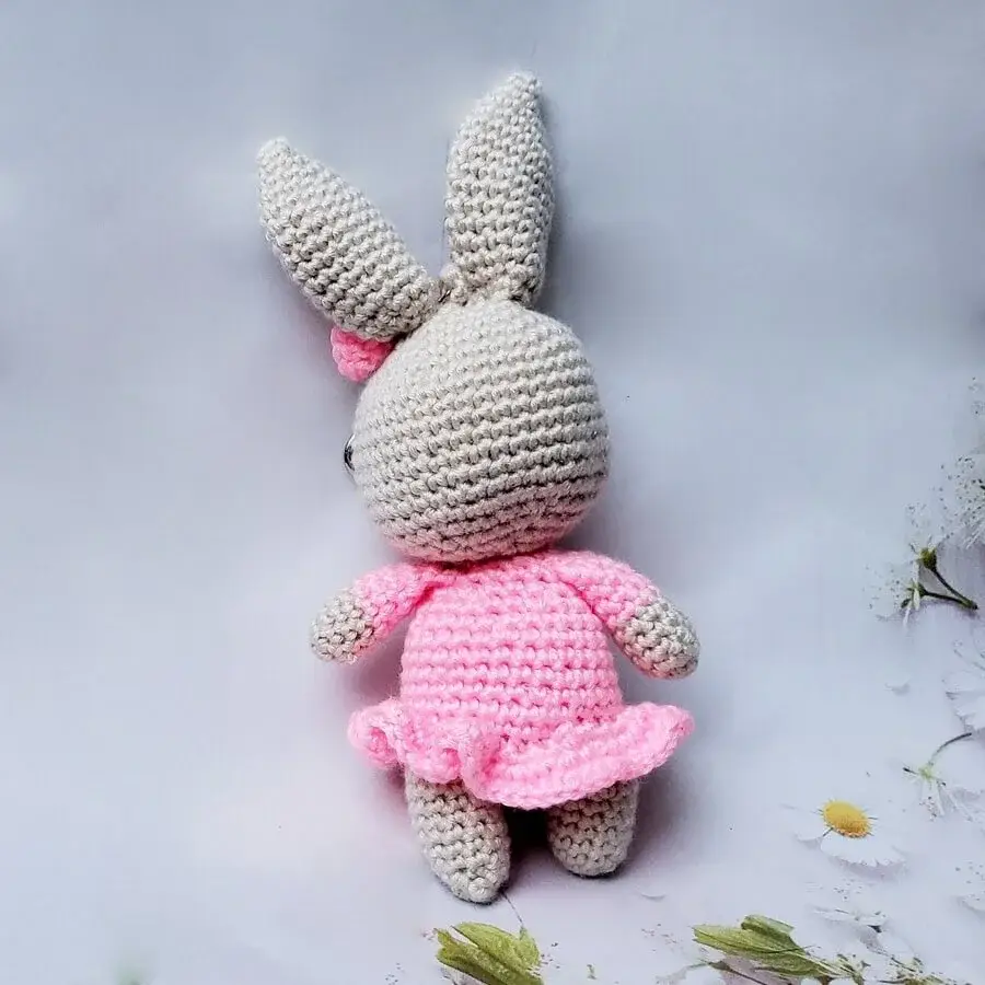 Heegeldatud mänguasi või kotikaunistus jänku TRIINU